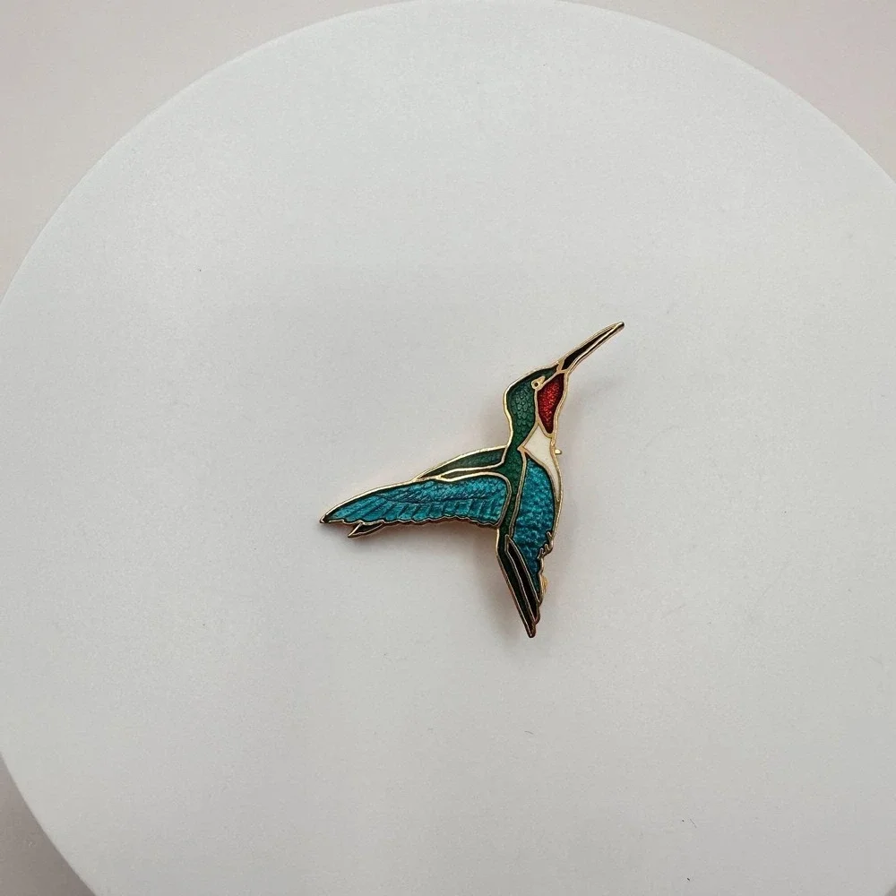 Vintage 80s Multicolor Hummingbird Pin Gold Tone Enamel Brooches‎ Retro Jewelry